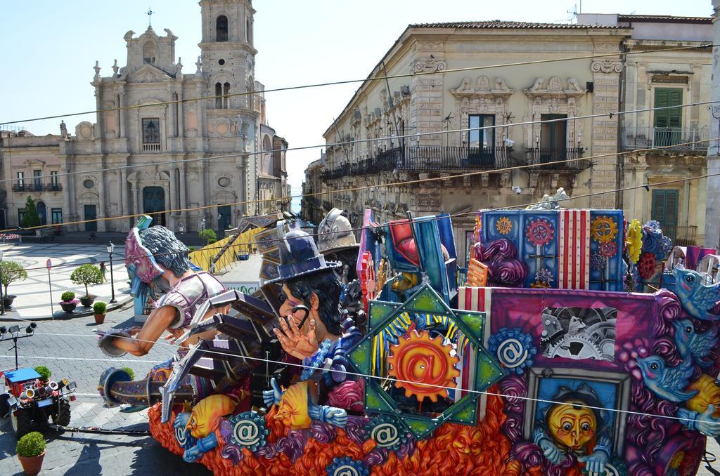 Appartamenti Piazza Duomo Acireale Zimmer foto